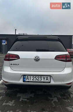 Хэтчбек Volkswagen e-Golf 2015 в Белой Церкви