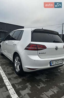 Хэтчбек Volkswagen e-Golf 2015 в Белой Церкви