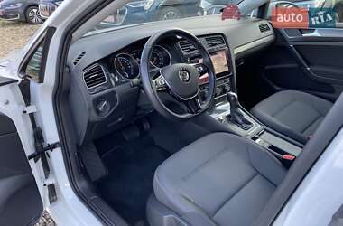 Хэтчбек Volkswagen e-Golf 2020 в Львове