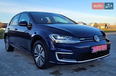 Хетчбек Volkswagen e-Golf 2019 в Чернівцях