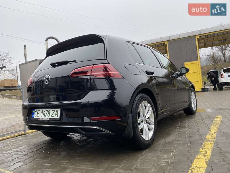 Хетчбек Volkswagen e-Golf 2019 в Чернівцях