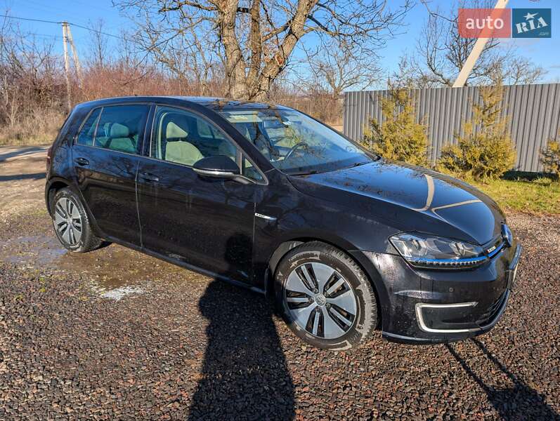 Хэтчбек Volkswagen e-Golf 2015 в Ужгороде фото 12 Хэтчбек Volkswagen e-Golf 2015 в Ужгороде