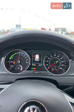 Хэтчбек Volkswagen e-Golf 2017 в Львове