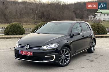 Хетчбек Volkswagen e-Golf 2017 в Дніпрі