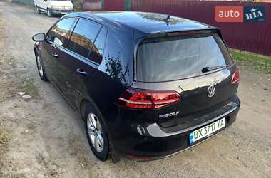 Хетчбек Volkswagen e-Golf 2016 в Хмельницькому