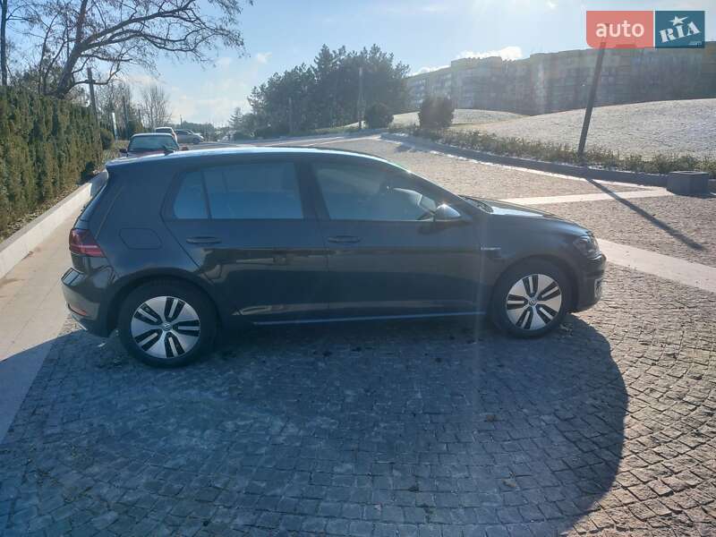 Хэтчбек Volkswagen e-Golf 2019 в Днепре