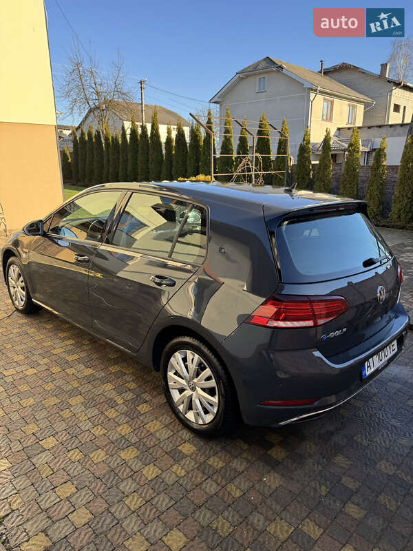 Хэтчбек Volkswagen e-Golf 2020 в Долине