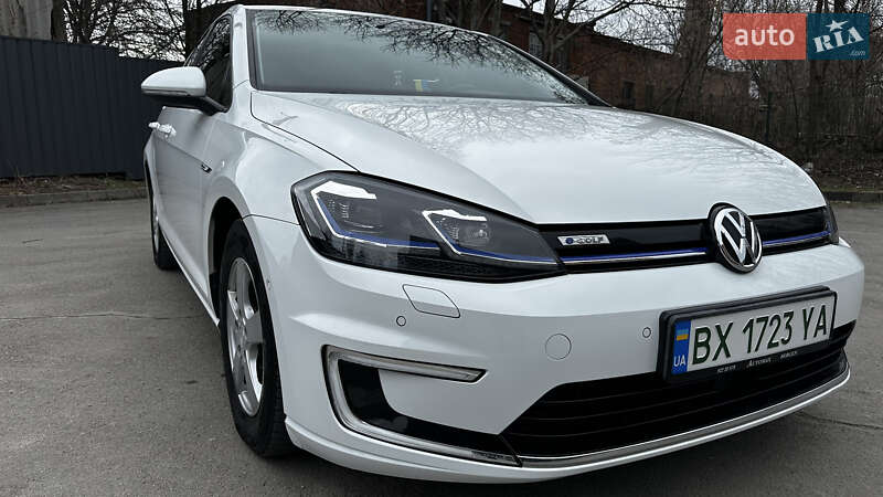 Хетчбек Volkswagen e-Golf 2017 в Кам'янець-Подільському