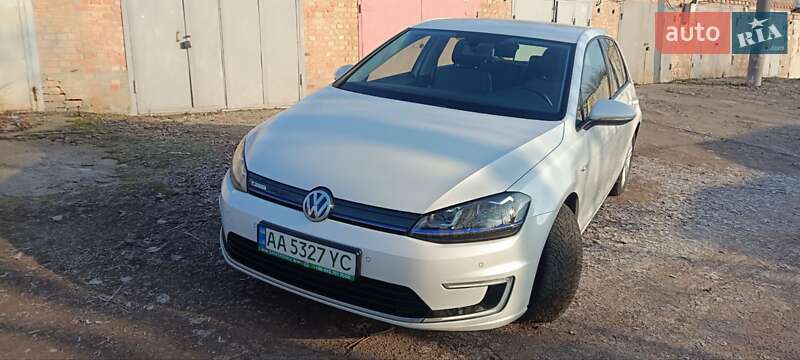 Хэтчбек Volkswagen e-Golf 2014 в Кропивницком