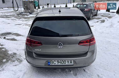 Хэтчбек Volkswagen e-Golf 2015 в Малине