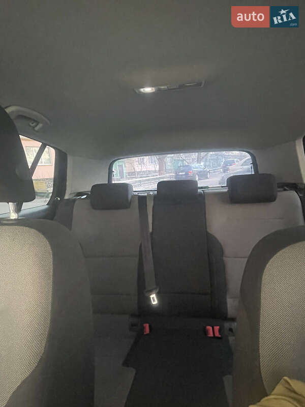 Хетчбек Volkswagen e-Golf 2014 в Полтаві