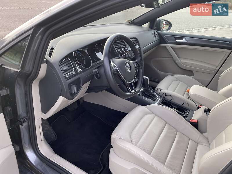 Volkswagen e-Golf 2020