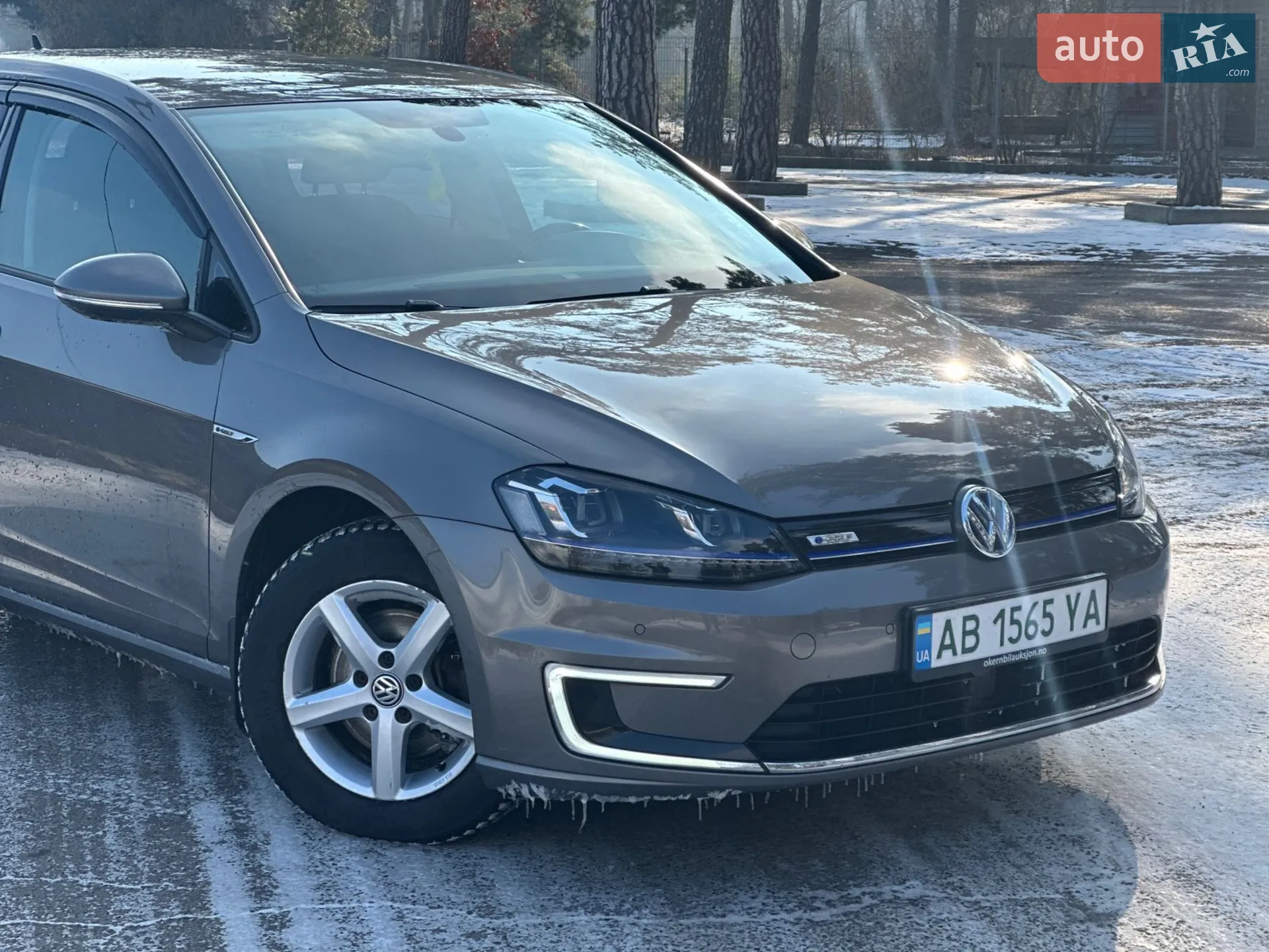 2015 Volkswagen Golf - фото 1
