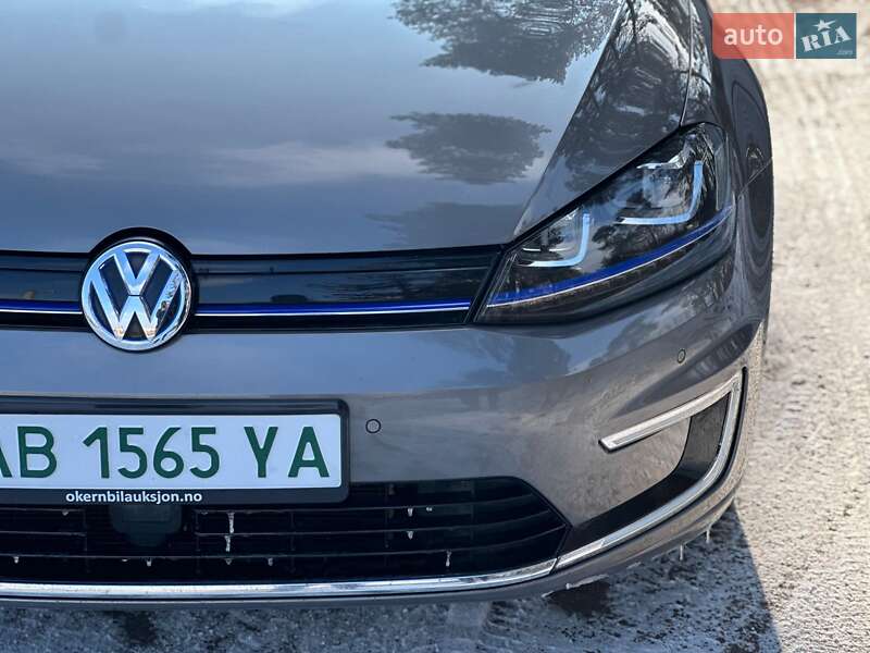 Хэтчбек Volkswagen e-Golf 2015 в Виннице