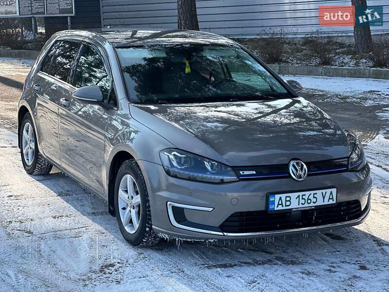Хэтчбек Volkswagen e-Golf 2015 в Виннице