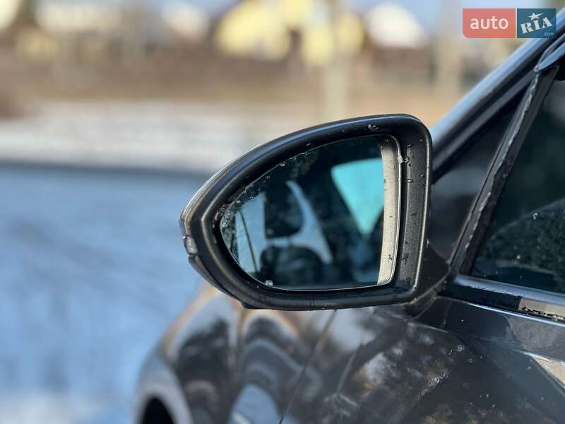 Хэтчбек Volkswagen e-Golf 2015 в Виннице