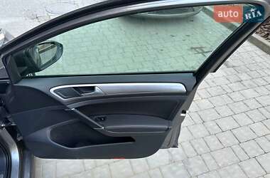 Хетчбек Volkswagen e-Golf 2015 в Івано-Франківську