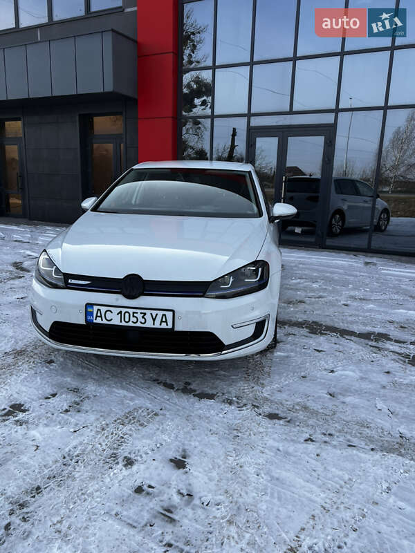 Хетчбек Volkswagen e-Golf 2014 в Ковелі