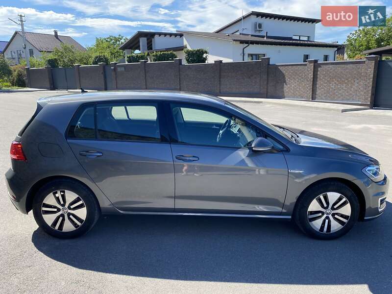 Хэтчбек Volkswagen e-Golf 2020 в Виннице