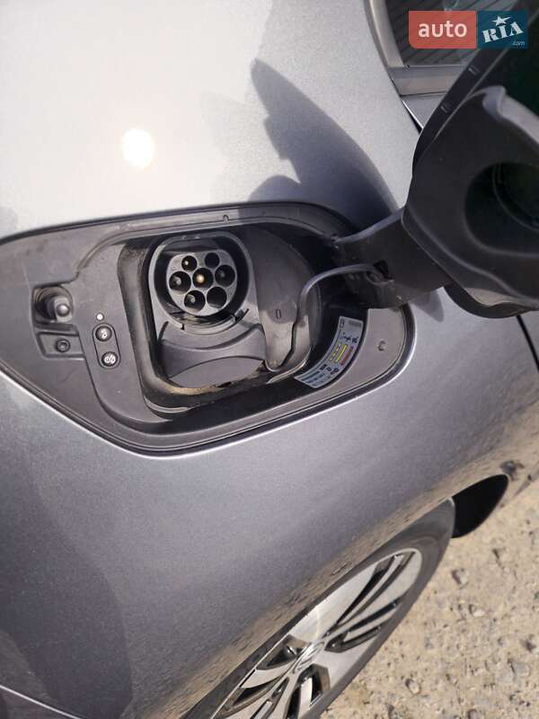 Хэтчбек Volkswagen e-Golf 2020 в Виннице
