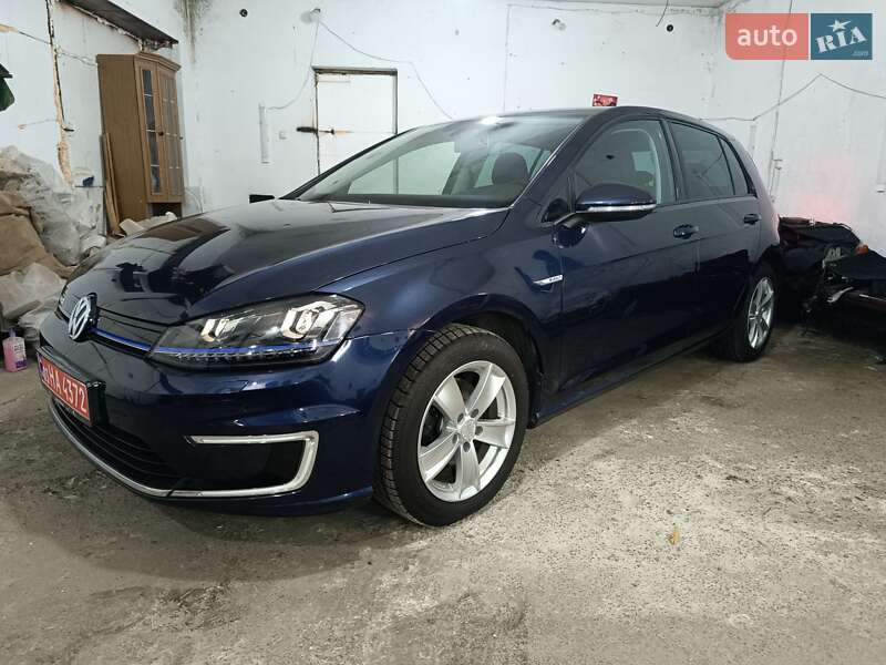 Хэтчбек Volkswagen e-Golf 2016 в Ровно фото 6 Хэтчбек Volkswagen e-Golf 2016 в Ровно