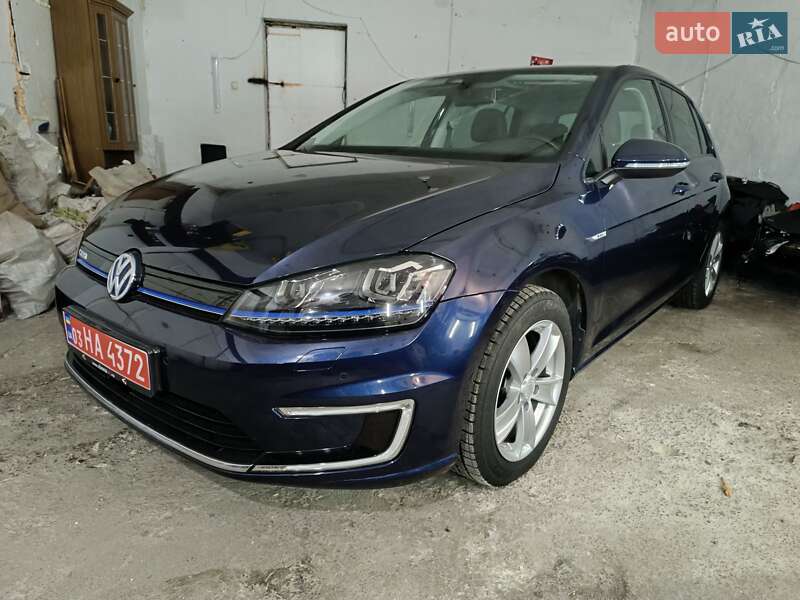 Хэтчбек Volkswagen e-Golf 2016 в Ровно фото 12 Хэтчбек Volkswagen e-Golf 2016 в Ровно