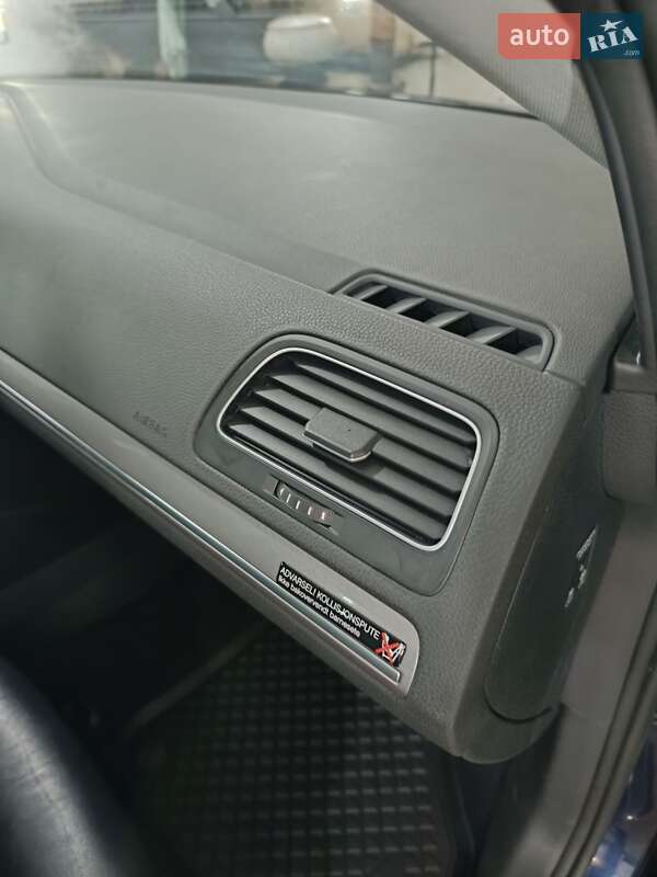 Хэтчбек Volkswagen e-Golf 2016 в Ровно фото 61 Хэтчбек Volkswagen e-Golf 2016 в Ровно