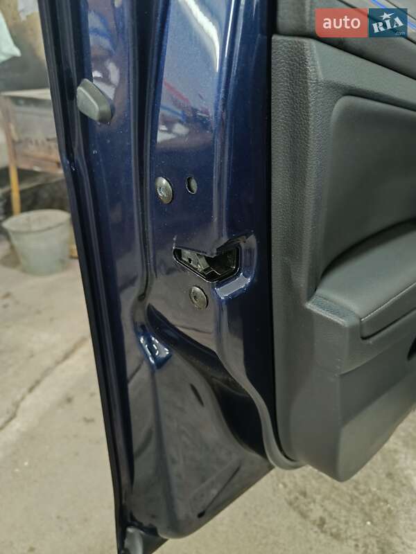 Хэтчбек Volkswagen e-Golf 2016 в Ровно фото 75 Хэтчбек Volkswagen e-Golf 2016 в Ровно