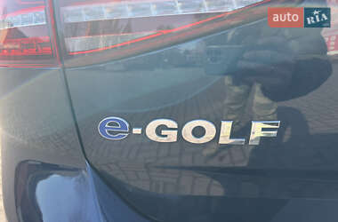 Хетчбек Volkswagen e-Golf 2015 в 