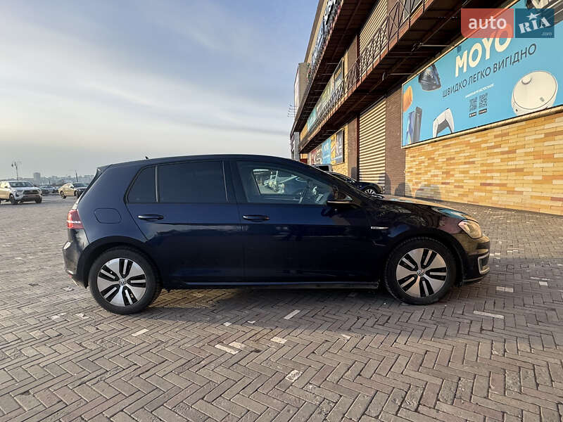 Хетчбек Volkswagen e-Golf 2014 в Харкові