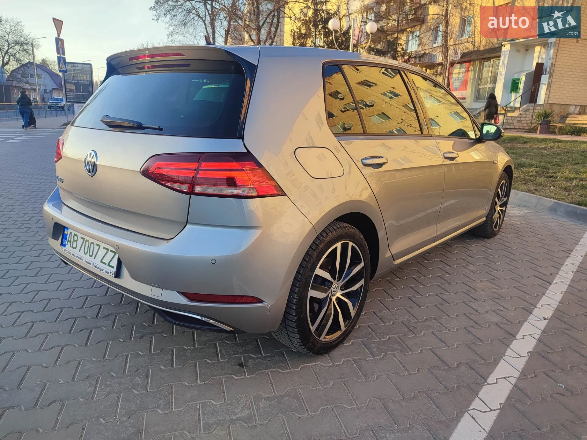 2017 Volkswagen Golf - мініатюра 11