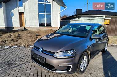 Хэтчбек Volkswagen e-Golf 2015 в Хмельницком