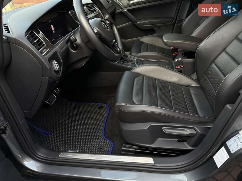 Хэтчбек Volkswagen e-Golf 2019 в Виннице