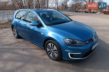 Хэтчбек Volkswagen e-Golf 2014 в Житомире