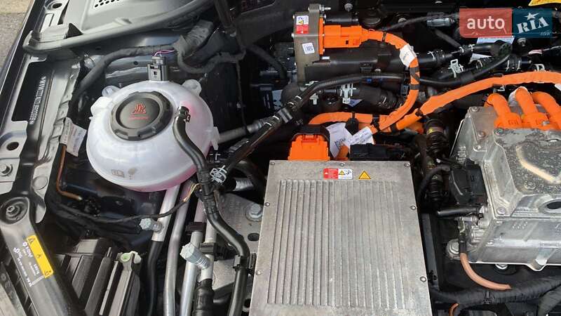 Хэтчбек Volkswagen e-Golf 2019 в Буче фото 4 Хэтчбек Volkswagen e-Golf 2019 в Буче