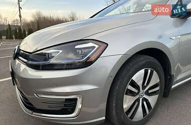 Хетчбек Volkswagen e-Golf 2019 в Києві