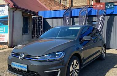 Хетчбек Volkswagen e-Golf 2020 в 