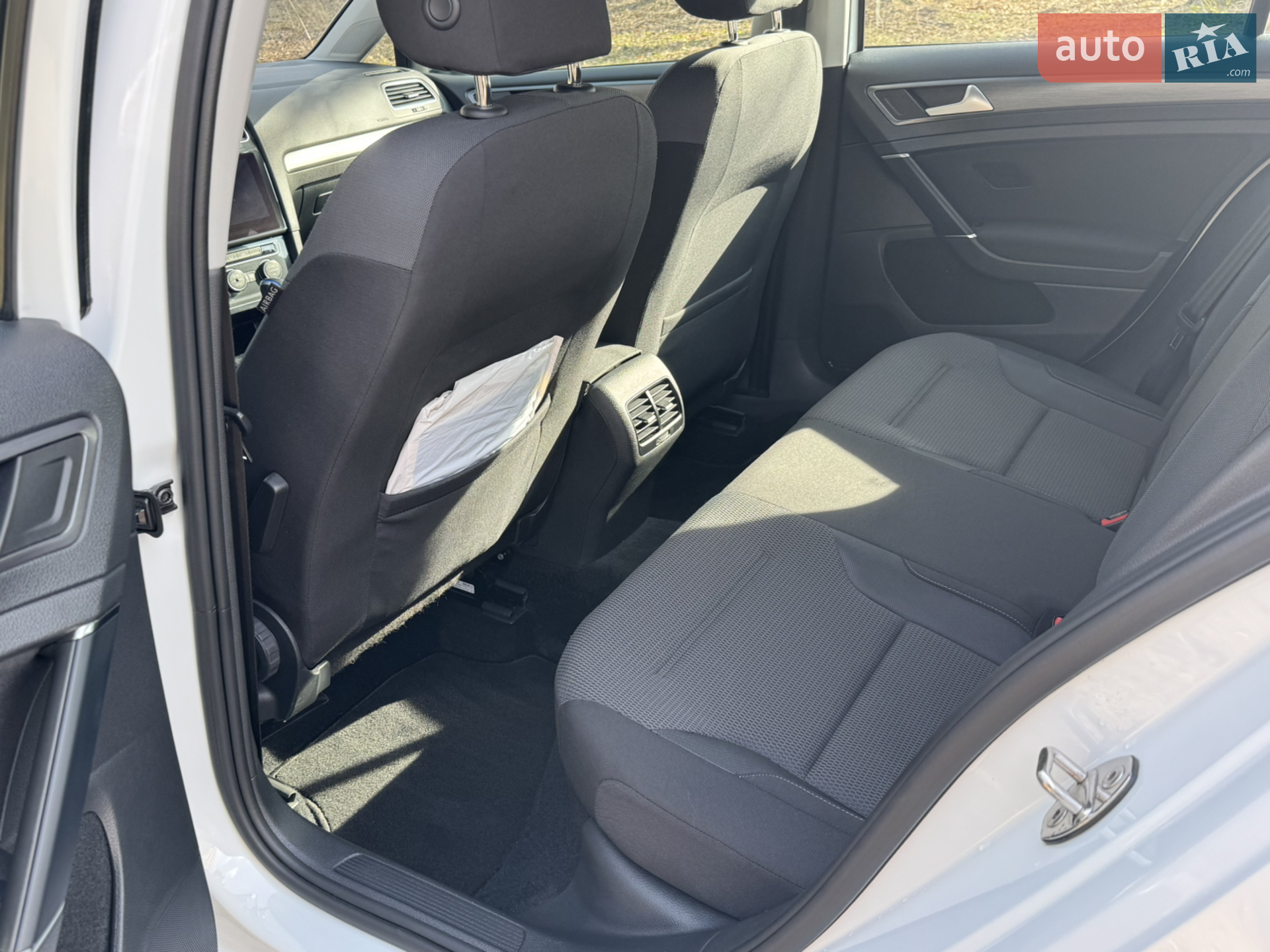 2018 Volkswagen Golf - мініатюра 24