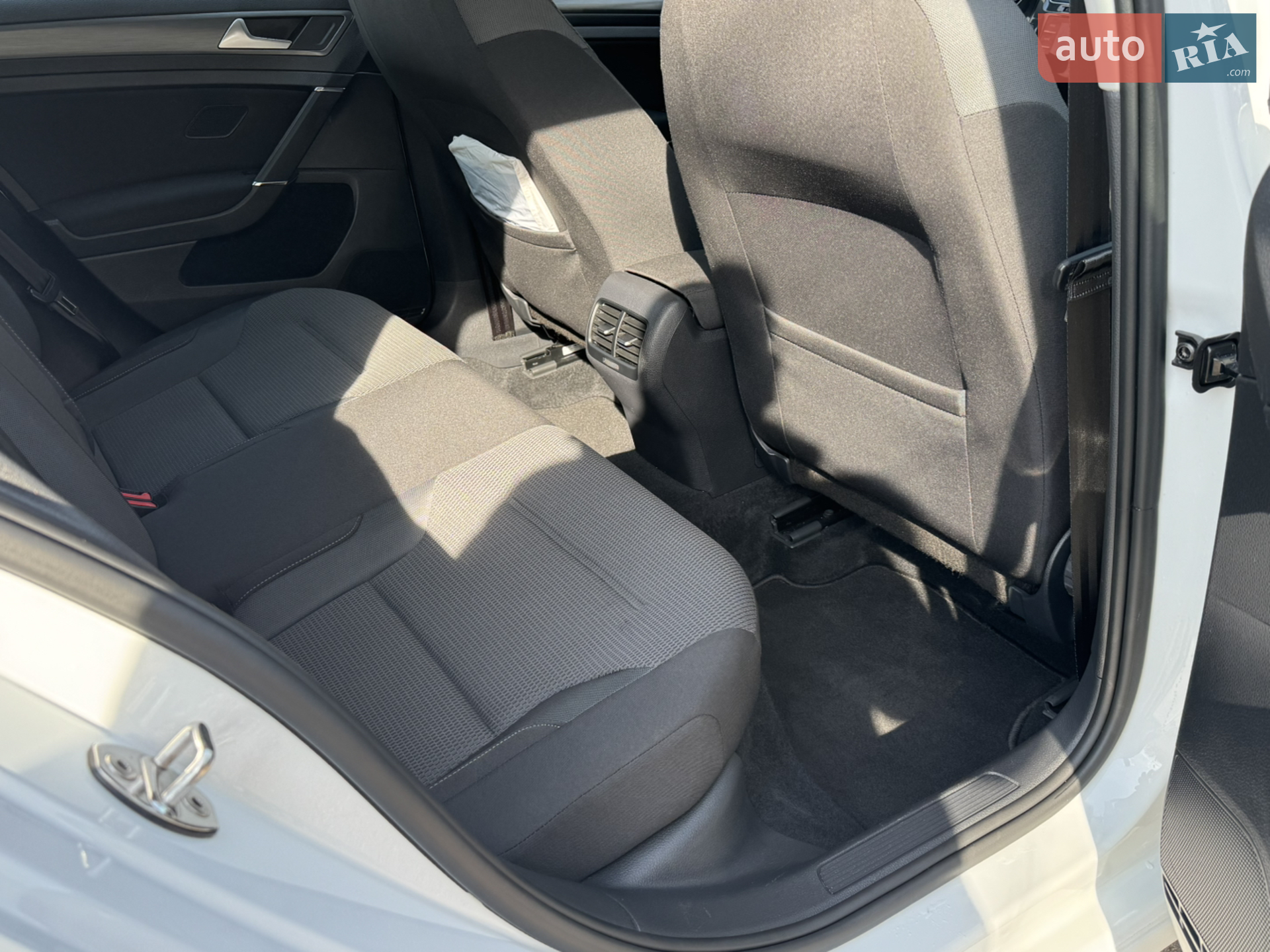 2018 Volkswagen Golf - мініатюра 30