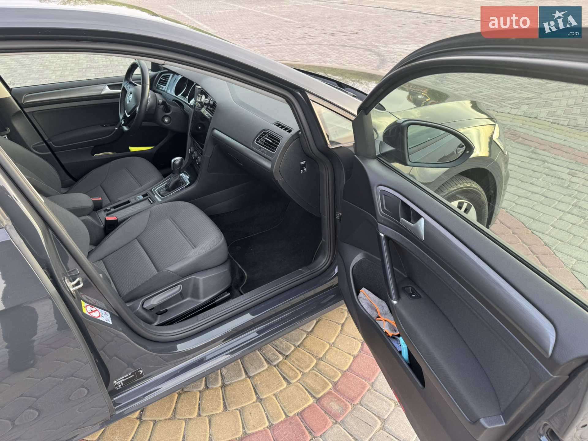2020 Volkswagen Golf - мініатюра 8