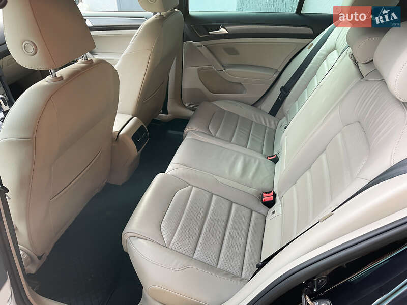 Хетчбек Volkswagen e-Golf 2019 в Полтаві