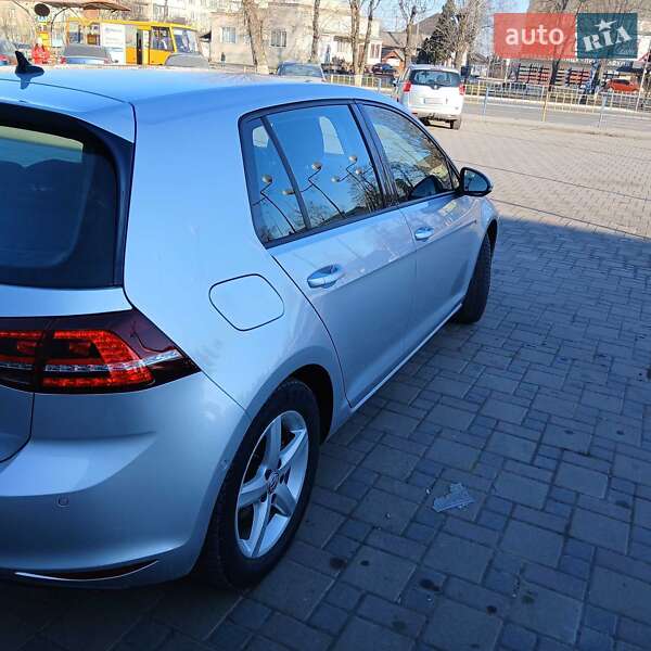 Хэтчбек Volkswagen e-Golf 2014 в Гайсине