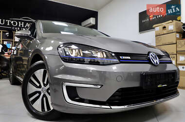 Хэтчбек Volkswagen e-Golf 2016 в Дрогобыче