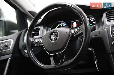 Хэтчбек Volkswagen e-Golf 2016 в Дрогобыче