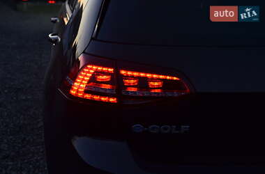 Хэтчбек Volkswagen e-Golf 2015 в 