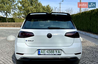 Хетчбек Volkswagen e-Golf 2020 в 