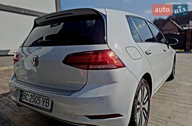 Хэтчбек Volkswagen e-Golf 2020 в 