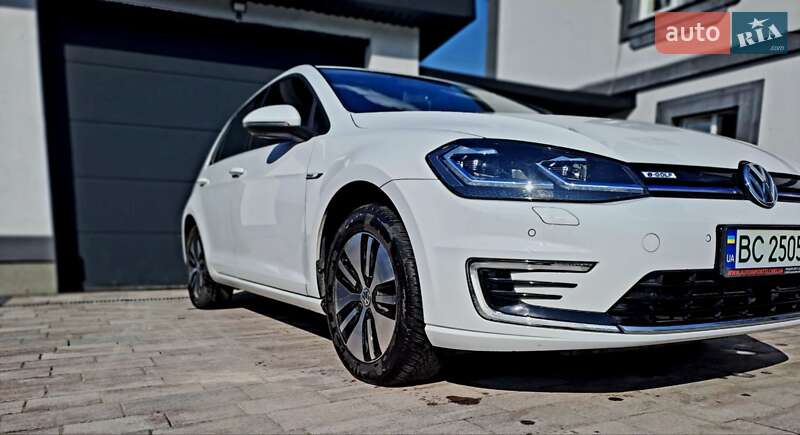 Хетчбек Volkswagen e-Golf 2020 в Жовкві