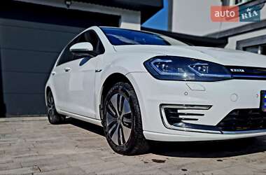 Хэтчбек Volkswagen e-Golf 2020 в 