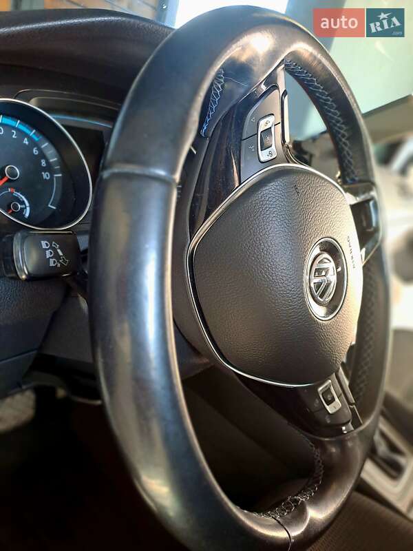 Хетчбек Volkswagen e-Golf 2020 в Жовкві